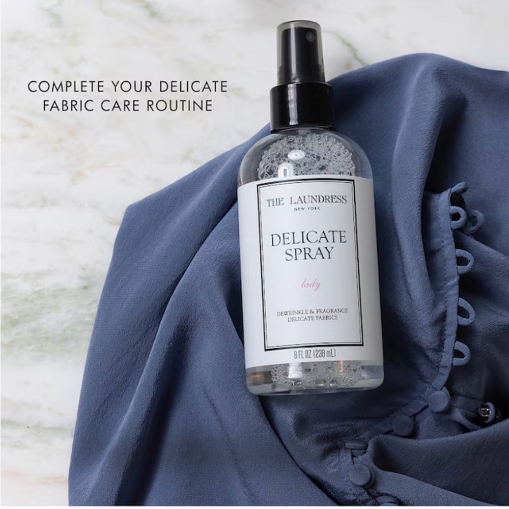 The Laundress Delicate Wrinkle Release Spray - Lady fragrance💕💕 - Picture 8 of 8
